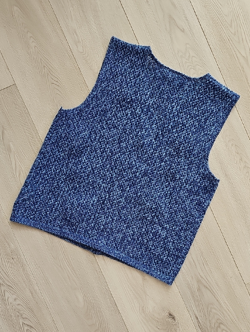 Vintage 90s Floral Embroidered Sweater Vest Blue Cottagecore Grandmacore, Small - Picture 9 of 12